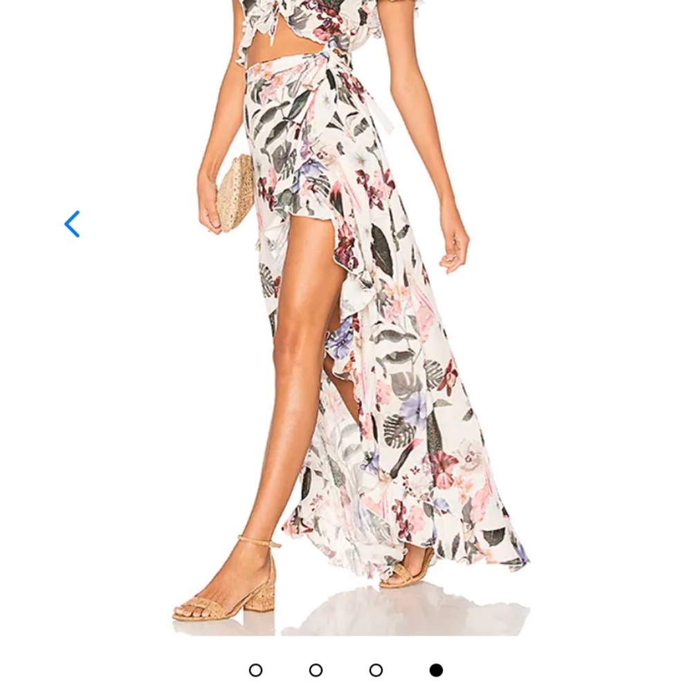 Lovers friends wrap skirt xs never worn